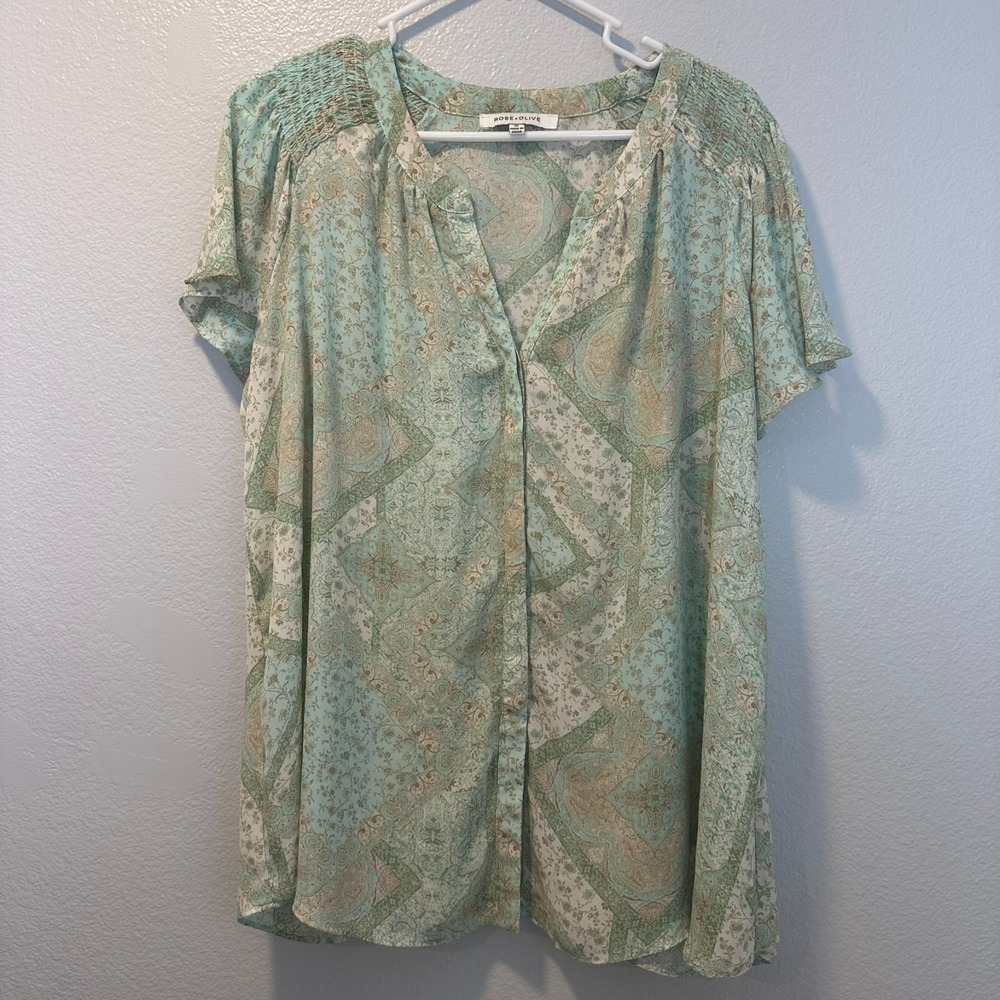 Rose + Olive Women-1X Top Green Paisley Chiffon Short Sleeve Button Up Boho